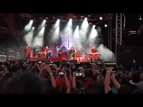 Lucie-Šťastnej chlap