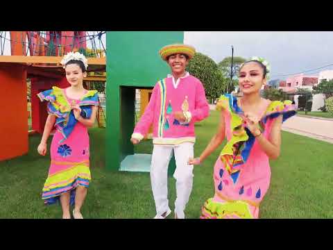 FIESTA DE MI PUEBLO - CLAUDIA SANTA CRUZ