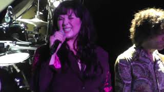 Heart &quot;Immigrant Song&quot; [Led Zeppelin] live 6/30/15 (16) Syracuse,NY - Ann &amp; Nancy Wilson