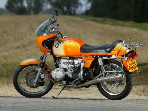 Thumbnail for BMW R90S exhaust sound and acceleration compilation by BMW R90S