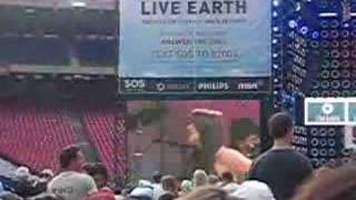 &quot;Gimme Shelter&quot; - Live Earth Johannesburg clip