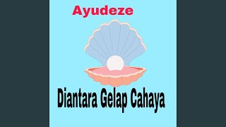 Download lagu Diantara Gelap Cahaya mp3