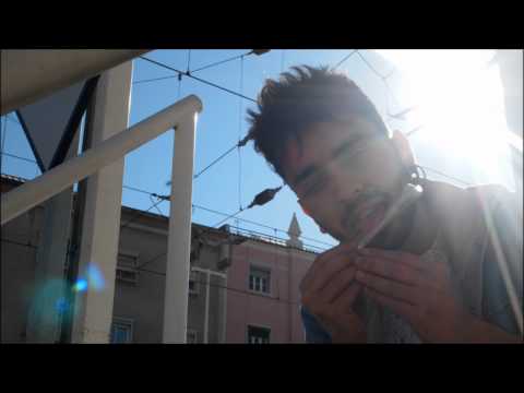 Barbosa Ft. Pipoo'M - B-I-T-C-H !