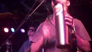 Grupo Fantasma - El Sabio Soy Yo & Cumbianchera (live)