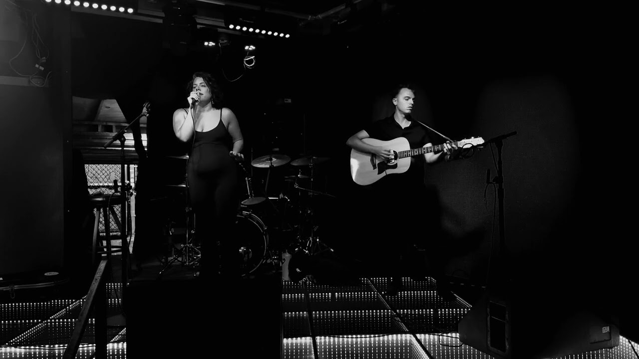 Promotional video thumbnail 2 for The Strings