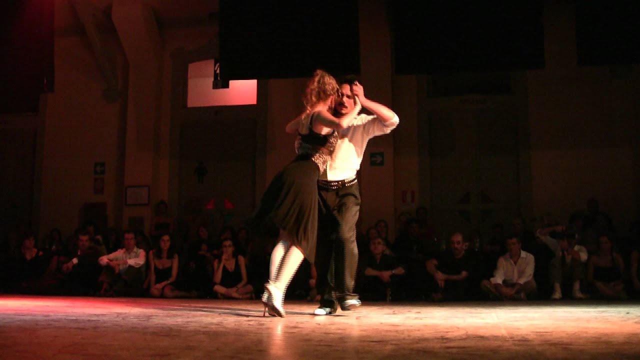 Noelia Hurtado y Gaston Torelli   2° Esibz