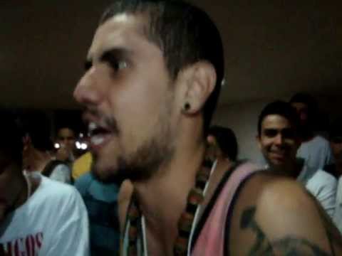 Nenzin x DeJAH (Final) - Batalha do Museu 05/05/2013