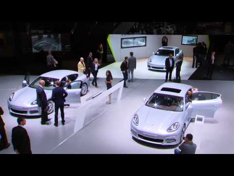 Porsche Panamera facelift at the IAA 2013