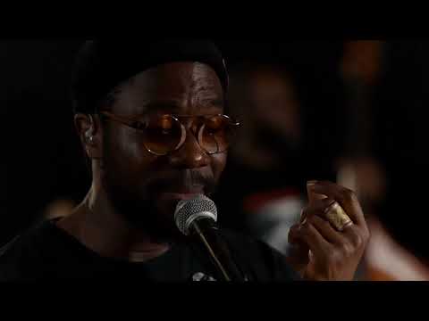 Eyes But No Eyes - "BONDZIE A-live Series"