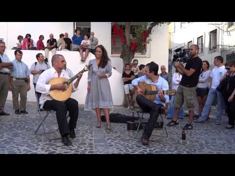 VISITA CANTADA À MOURARIA com JOANA AMENDOEIRA