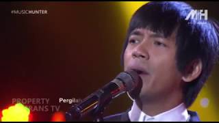 D&#39;MASIV - Pergilah Kasih (Live Performance)