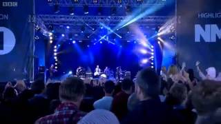 The Naked And Famous - Punching In A Dream Live at Reading Festival 2011