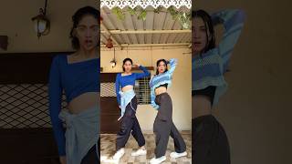 Download lagu Character dheela!💙🩵#youtubeshorts #dance #song #trending #shortvideo #bollywood #shorts #love #bts mp3