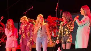 Download lagu Strong Enough - The Highwomen (Sheryl Crow, Brandi Carlile, Amanda Shires, Natalie Hemby @ The Gorge mp3 Download lagu Strong Enough - The Highwomen (Sheryl Crow, Brandi Carlile, Amanda Shires, Natalie Hemby @ The Gorge mp3