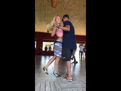 Pia Ovalle e Tiago Nascimento - Forro Roots - Tonelada 2018