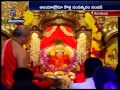Heavy Rush In Siddhivinayak Temple Over New Year Eve Effect At Mumbai