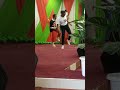 Pokea Sifa na Utukufu