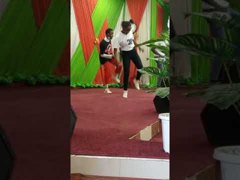 Pokea Sifa na Utukufu