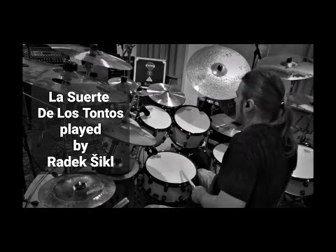 La Suerte De Los Tontos played by Radek Šikl