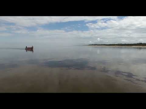 Volando en Boca del Cufré, San José.