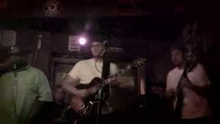 The Revivers - (Live at Tony V's Garage in Everett, WA)