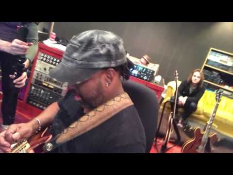 BARRY'S ROAD TRIP GUITAR TRACKING WITH MIKE SCOTT