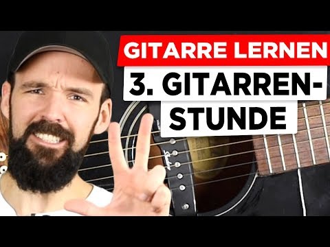Learn guitar - Your 3rd guitar lesson - Changing and strumming chords correctly