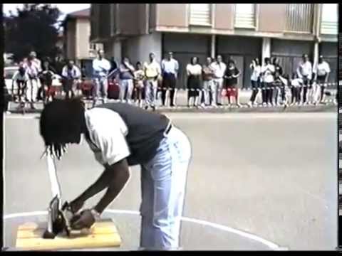 Homenaje a Vicente Engonga