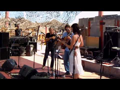 Darol Anger Scott Law Sharon Gilchrist "Get It While You Can" Joshua Tree Roots Music Festival 10-10