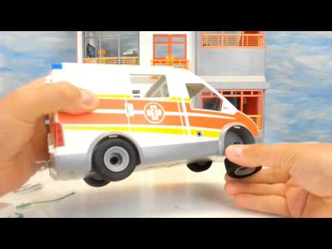 Playmobil Ambulance with Blue Light Siren 6685 unpack seratus1 Children's Hospital