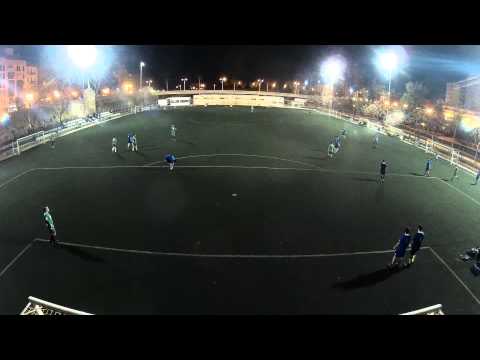 Bananas FC 4 - Tirant de clase 2