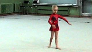 preview picture of video 'Художественная гимнастика Одинцово Сайко Соня 5 лет'