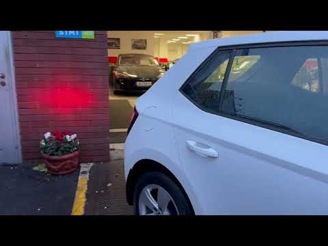 Skoda Fabia 1.0 MPI SE 5DR - Image 2