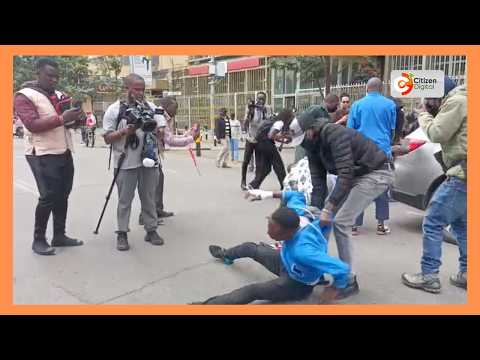 Police arrest protesters who attempted to demonstrate outside the Office of the President