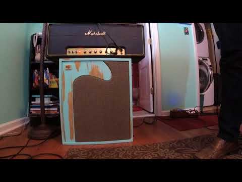 Ted Drozdowski plays a Sam Hill Custom Cab w/20 watt Celestion