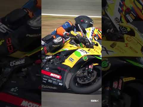 A crucial crash 💥 Salvador and Thompson’s incident 👀 | 2026 #SpanishWorldSBK 🇪🇸