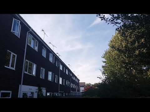 Surrey and Sussex air ambulance G-KSST passing 01.08.18