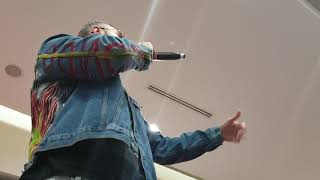 Mondo Marcio canta DDR (Dio Del Rap)