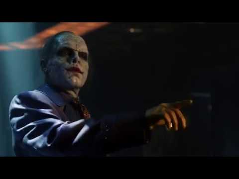 Gotham S05E12 -  Jeremiah/Joker drops by Barbara's club