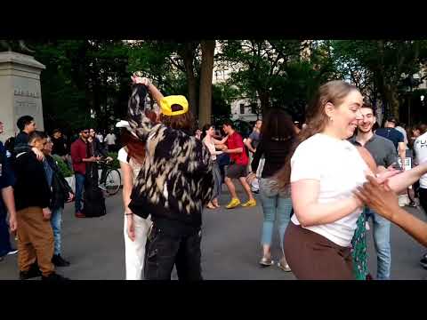 salsa dance at Washington square park NYC 05/10/23