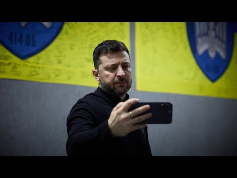 Доручив збільшити фінансування корпусів на ключових напрямках, обговорив це з командуванням – звернення Президента