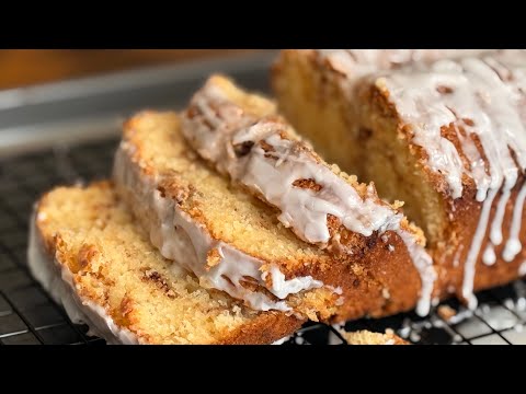 Cinnamon Roll Cake!