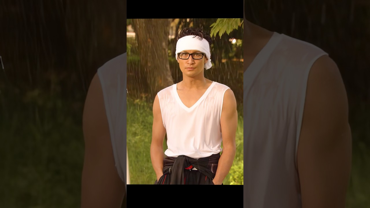 高校生の康子には、かつて暴走族だった兄の健児がいて、康子にもあれこれ口出ししていた。妹を大切に思う健児は暴走族への情熱を捨て、代わりに漫画家になった。#ドラマ #映画 #shorts