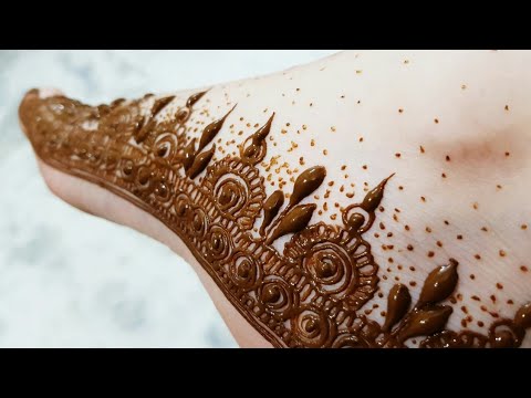 Classic and Modern mixture henna design borders for leg
