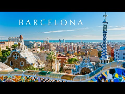 BARCELONA | Walking tour: Sagrada Familia, Parc Güell, Rambla, Gothic Quarter, Casa Battlo & beach