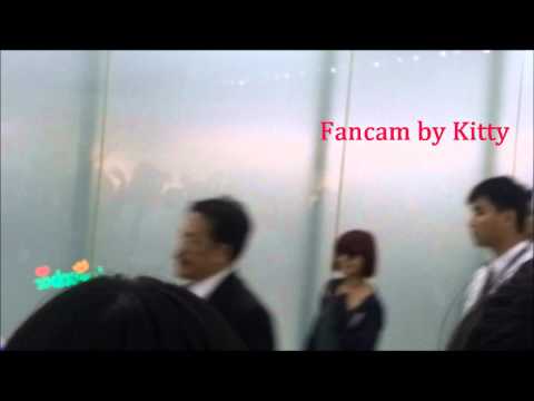 Wonder Girls in the HK airport(23-6-2012) [1080p HD]