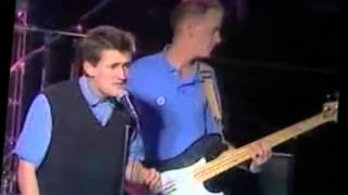 The Housemartins -- Think For A Minute