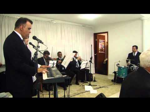 Absoluto Coral - Can't take my eyes off you