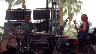 Wye Oak - Sick Talk @ Coachella 2014 (2014/04/11 Indio, CA)