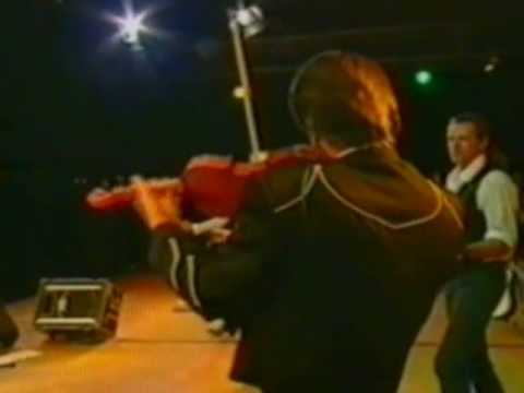 Dwight Yoakam - Turn It On Turn It Up Turn Me Loose